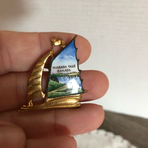 Vtg Niagara Falls Souvenir Brooch - Picture 8 of 10